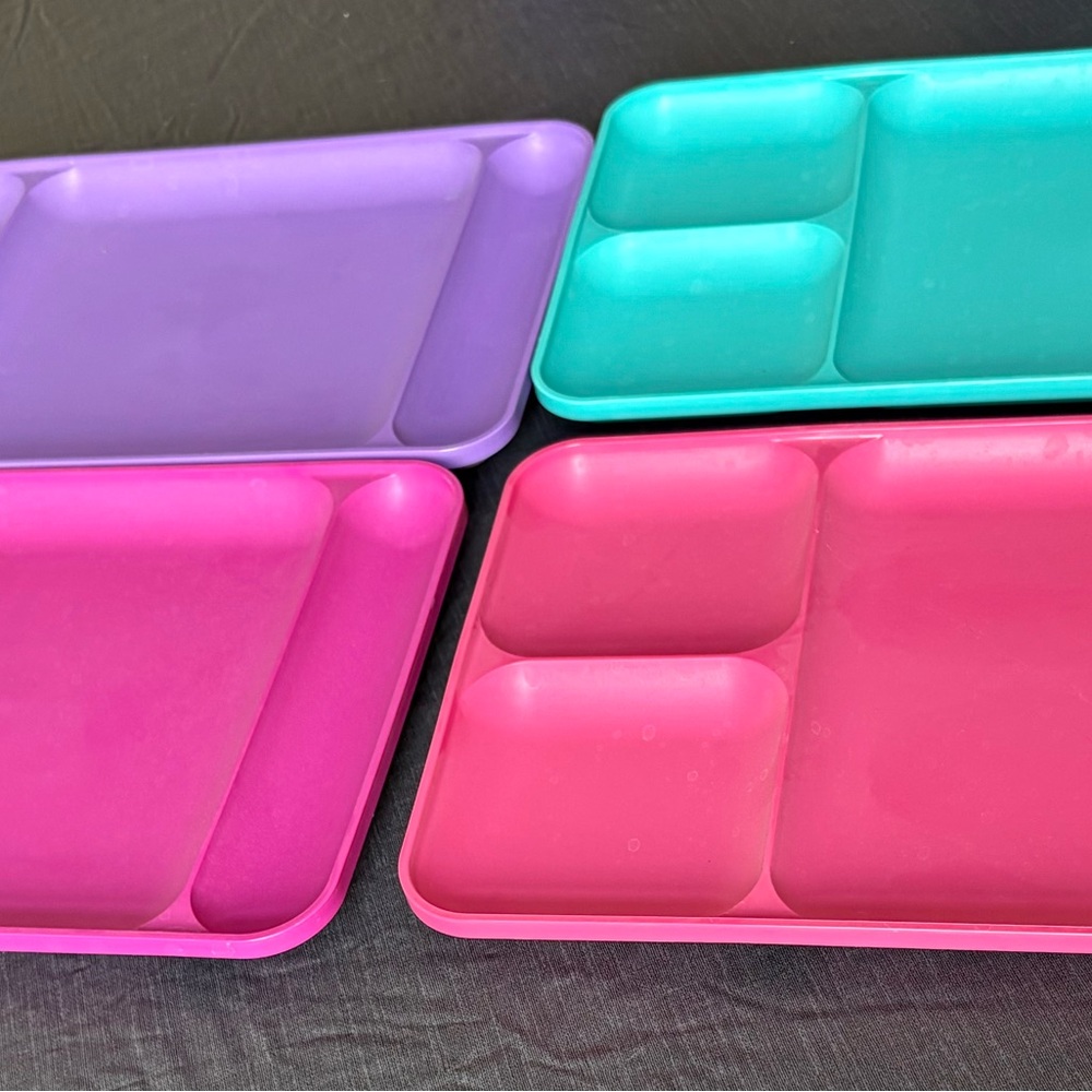 Tupperware Jewel Tone TV Tray Set - Picture 2 of 4